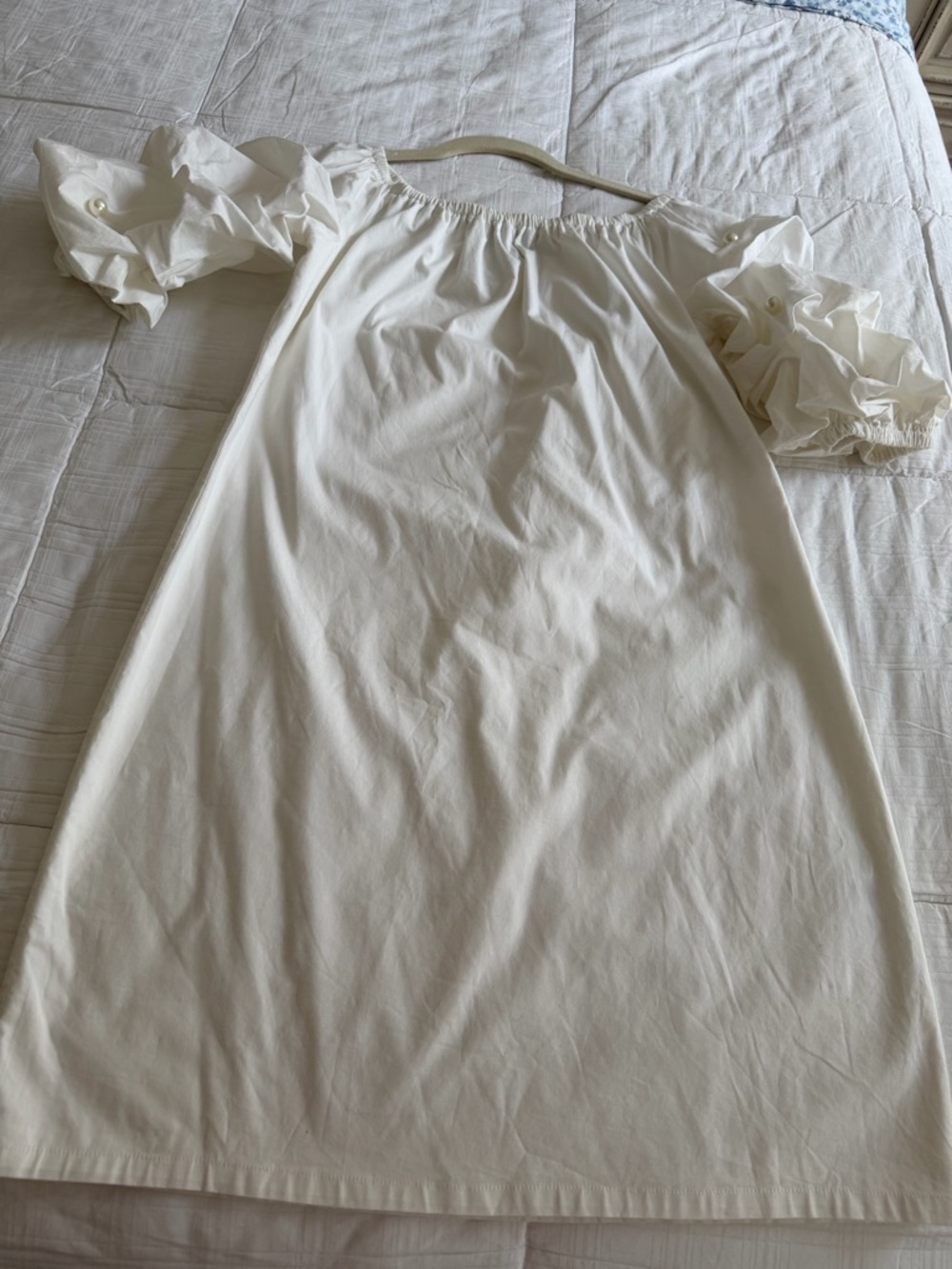 White Off-Shoulder Puff Sleeve Dress